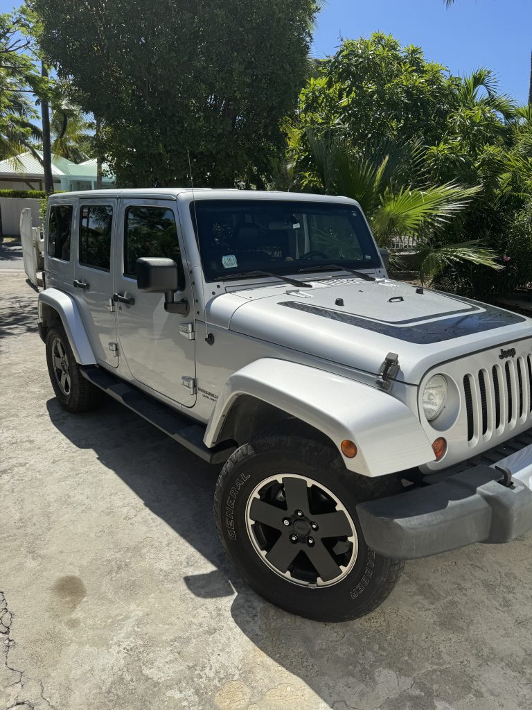 2012 Silver Jeep Wrangler