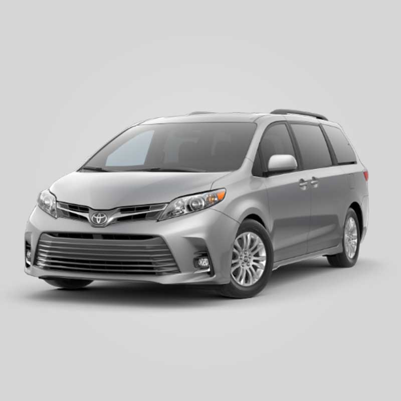 2024 Toyota Sienna XLE Silver